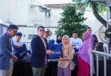 Bank Mandiri Salurkan 2.800 Paket Sembako untuk Warga Prasejahtera di Mataram