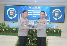 Irjen Kalingga Rendra Raharja Resmi Terima Tongkat Komando Polda NTB