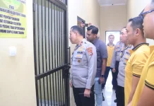 Wakapolda NTB Sidak Dua Polsek di Mataram, Tekankan Disiplin Anggota