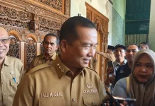 Gubernur Iqbal Warning Kepala Desa Penerima Dana Desa Berdaya