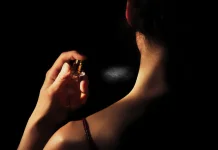 Parfum Cepat Hilang? Mungkin Selama Ini Kamu Salah Memakainya