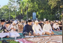 Ribuan Warga Padati Lapangan Bumi Gora Salat Idul Adha 1447 Hijriah