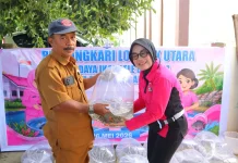Dukung Ketahanan Pangan, Bhayangkari KLU Terima Ribuan Benih Nila dan Lele