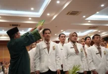 Lulus 100 Persen, 40 Apoteker Baru Unram Siap Mengabdi di Dunia Kesehatan