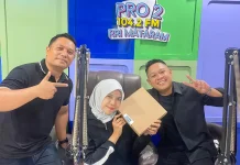 Dari Penyiar Radio Menjadi MC Langganan Berbagai Acara