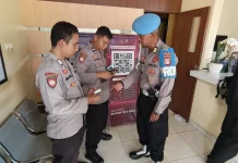 Cegah Pelanggaran Anggota, Propam Polda NTB Periksa Personel Polsek Selaparang