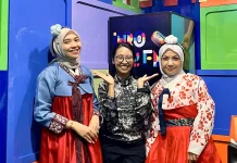Mencoba Hanbok, Cara Seru Mengenal Tradisi Korea Lebih Dekat