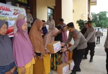 Sambut HUT Bhayangkara ke-80, Polres Bima Kota Salurkan 1.000 Paket Sembako