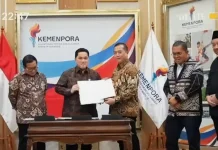 Gubernur NTB Resmi Terima SK Tuan Rumah PON XXII 2028