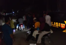 Polsek Ambalawi Amankan Warga yang Hadang Jalan  di Desa Talapiti