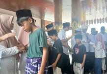 Rahman Rahim Day Hadirkan Kebahagiaan bagi Ribuan Anak Yatim di Lombok Tengah