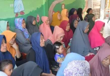 YBM PLN Salurkan Bantuan untuk 75 Keluarga Prasejahtera di Teluk Kombal