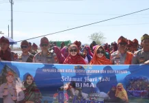 Polres Bima Kota dan Bhayangkari Meriahkan Pawai Budaya Rimpu Pesona Dana Mbojo