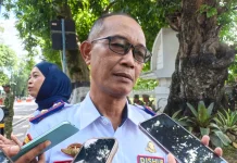 Operasional Seaplane di Bendungan Batujai Mundur