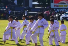 Karate Dojo Ditpolairud Polda NTB Meriahkan Perayaan HUT Polri Ke-80