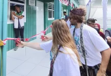 Kolaborasi Internasional Sulap 263 Ton Sampah Jadi Sekolah Tahan Gempa di NTB