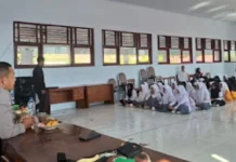 Polsek Soromandi Bentengi Pelajar dari Bullying dan Narkoba