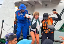 Tenggelam di Selat Sanggar, Penumpang KLM Armada Mulya Dievakuasi