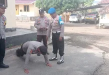 tidak Disiplin,  Dua Anggota Polsek Ambalawi  Diberikan Sanksi