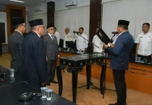 Bupati  Lombok Timur Lantik Kepala Dinas Kelautan dan Perikanan