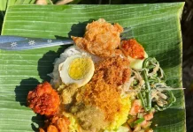 Lezatnya Nasi Olah Ampenan, Sarapan Legend Kota Tua