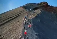 Keindahan Gunung Rinjani, Permata Alam yang Memikat Wisatawan