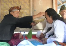 Pengukuhan Mangku di Pengembuk Tegaskan Kuatnya Tradisi Adat Masyarakat Sokong