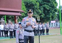 Kapolda NTB Lepas Pasukan BKO, Tekankan Tugas Humanis di Bima