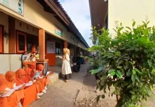 Pembiasaan Literasi 15 Menit Mulai Diterapkan di SDN 1 Kopang