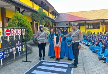 Tanamkan Budaya Tertib Lalu Lintas sejak Dini, Ditlantas Polda NTB Edukasi Pelajar