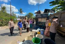Kekeringan Melanda Pelambik, 8.000 Liter Air Bersih Disalurkan