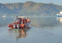 Perluas Penyisiran, Tim SAR Terus Cari Lima Korban Kapal Terbakar di Selat Lombok