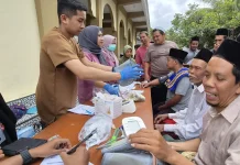 Warga Langko Timuq Antusias Ikuti Pemeriksaan Kesehatan Gratis