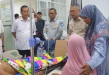 KMP Putri Yasmin Terbakar, Wabup Lombok Barat Pastikan Korban Mendapat Perawatan