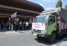 Kapolda NTB Kirim 8 Truk Bantuan dan Tim Trauma Healing untuk Korban Gempa NTT
