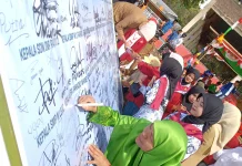 Pemuda dan Mahasiswa KKN di Parado Soroti Persoalan LGBT