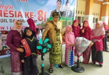 Pembagian Hadiah Tutup Semarak HUT ke-81 RI di MIN 1 Lombok Tengah