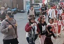 200 Warga Sigerongan Meriahkan HUT RI dengan Jalan Santai