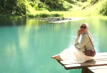 Satu Foto di Facebook, Telaga Biru Langsung Bikin Heboh