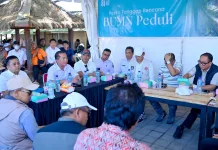 Gubernur Iqbal: Rekonstruksi Desa Adat Sade Harus Libatkan Masyarakat