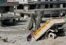 Banjir Bandang di Nepal-Tibet Tewaskan 95 Orang, 384 Wisatawan Hilang