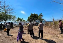Melasti di Labuhan Kananga Berlangsung Khidmat, Polisi Kawal Jalannya Ibadah