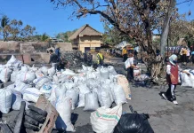 Sampah Sisa Kebakaran Sade Membanjiri TPA Lombok Tengah