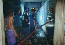 Kebakaran di Pasar Keruak Dua Ruko Terbakar Kerugian Ratusan Juta