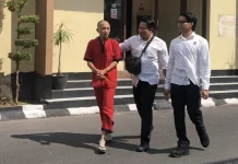 Ngaku Polisi, Pria Ini Tipu Pengusaha dengan Dalih Bantu Desa Sade