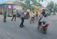 Reli Sepeda Sambut Maulid Nabi di Lingsar, Polisi Atur Arus Lalu Lintas