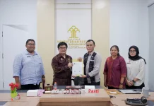 Kemenkum NTB Serahkan Hasil Evaluasi Perda Pasar Lombok Tengah
