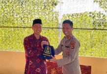 Kapolres Lombok Utara Perkuat Sinergi dengan Pesantren untuk Jaga Kamtibmas