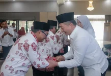 Lepas Kafilah MTQ Nasional 2026, Gubernur NTB: Jangan Cuma Kejar Juara!