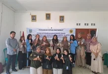 Dosen FMIPA Unram Dorong Warga Karang Bayan Ciptakan Produk Lilin Aromaterapi Ram